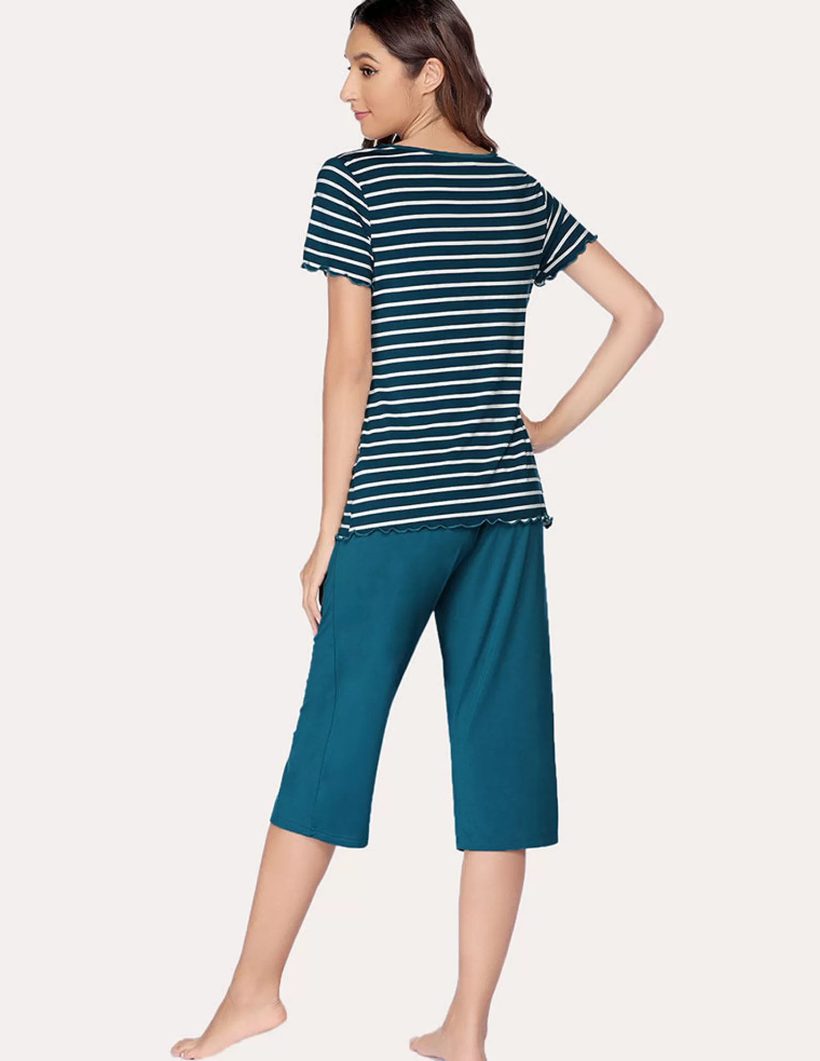 WOMEN Ekouaer Striped Top Capri Pajama Set