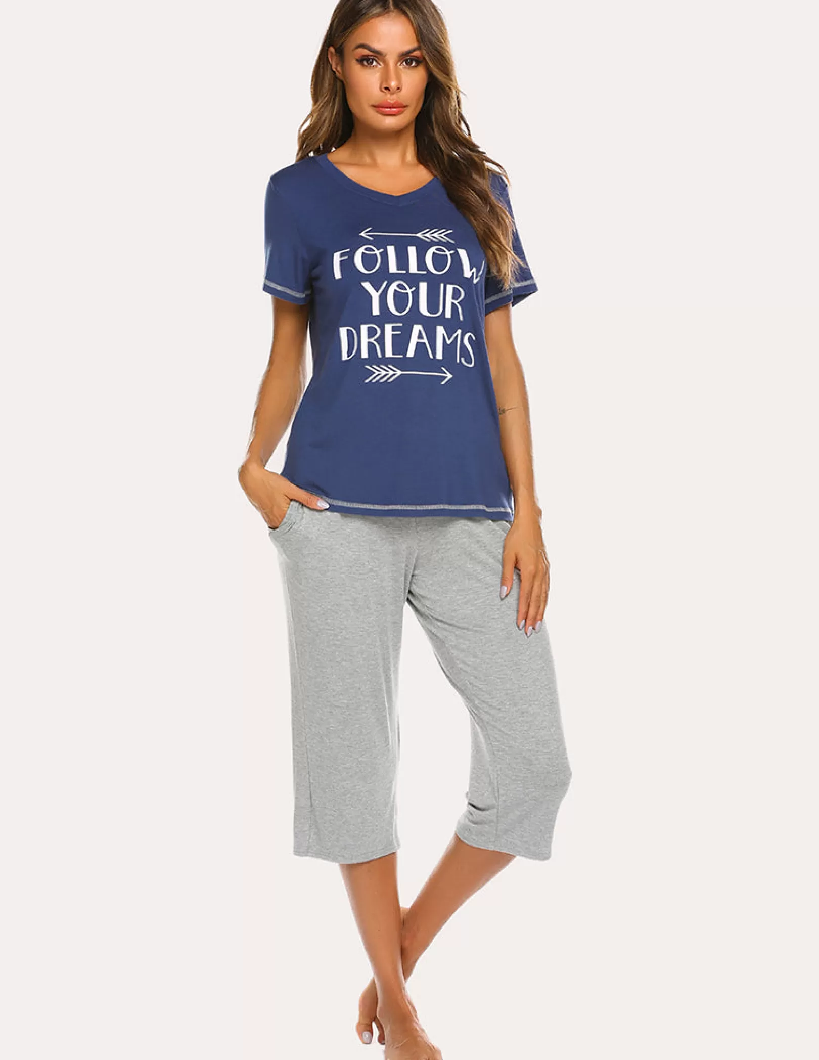 WOMEN Ekouaer Tee And Capri Pant Pajamas Set