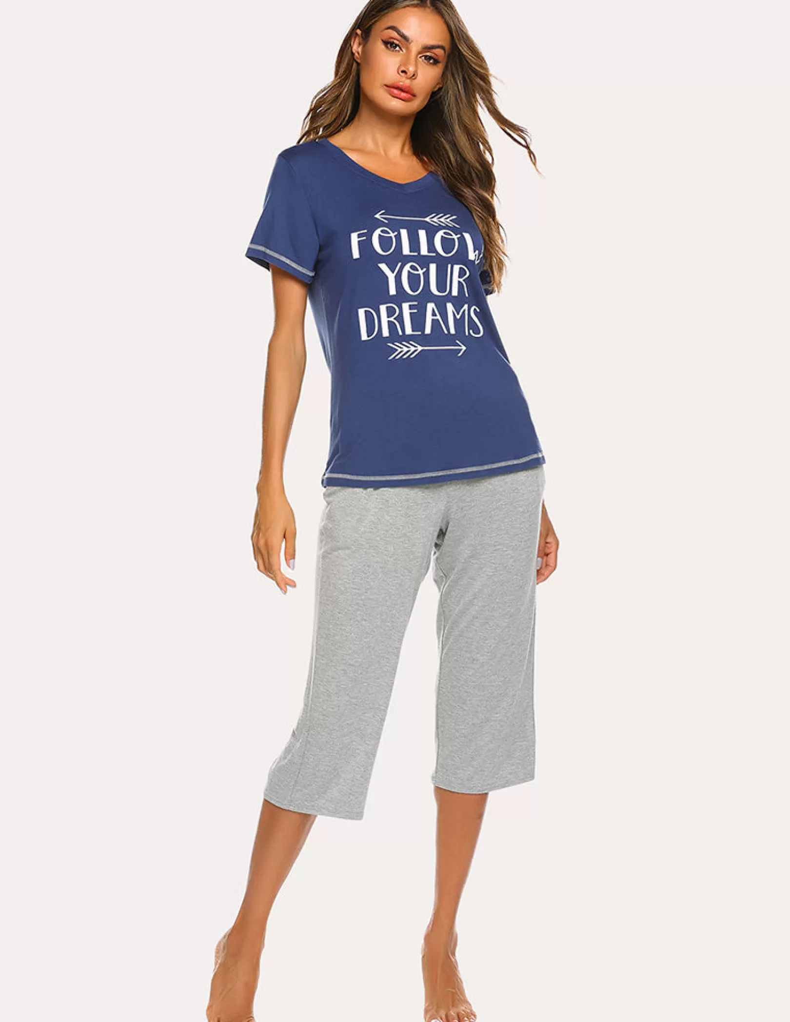 WOMEN Ekouaer Tee And Capri Pant Pajamas Set